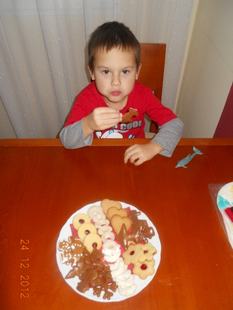 co myslíte, že vyjedli nejdřív? PERNICKY ... a stále jsem slyšela "ještě mami ještě" :-D